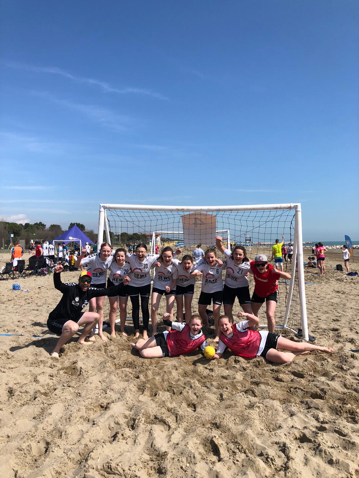 HandballMädls beim Beachhandball Cup in Cavallino (Italien) Handball